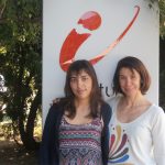 Inés Samengo (der.) y María da Fonseca, físicas del Instituto Balseiro y el Centro Atómico Bariloche, son las autoras del estudio centrado en la capacidad humana para discriminar colores. 