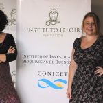 La doctora Fernanda Ceriani (izq.), jefa del Laboratorio de Genética del Comportamiento del Instituto de Investigaciones Bioquímicas de Buenos Aires, que depende del CONICET y del Instituto Leloir, y la primera autora del trabajo, la doctora Lia Frenkel.   
