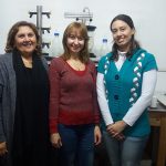 Algunas de las autoras principales del avance científico, las doctoras María Inés Isla (izq.) y María Rosa Alberto, y la becaria doctoral Romina Torres Carro, investigadoras del CONICET y de la Universidad Nacional de Tucumán.