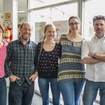 Julio Caramelo (der.), líder del estudio en el Instituto Leloir, con Gabriela Gomez, Paula Couto, Carlos Labriola y Soledad Labanda, también autores del trabajo. 