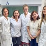 La doctora Susana Gorzalczany e integrantes de su grupo en la Facultad de Farmacia y Bioquímica de la UBA. 