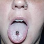 Investigación: el “acero quirúrgico” en los piercings no siempre es lo que aparenta