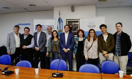 Debaten cuánto dinero recibe realmente la ciencia en Argentina