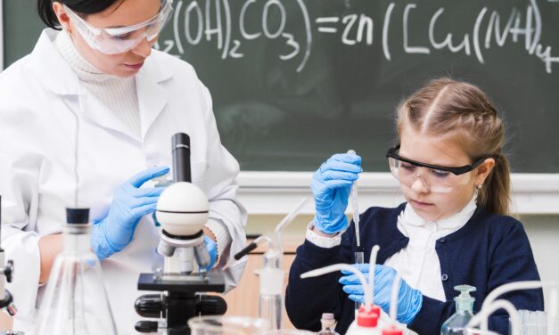 A 11 años del establecimiento del Día Internacional de la Mujer y la Niña en la Ciencia persisten brechas difíciles de cerrar